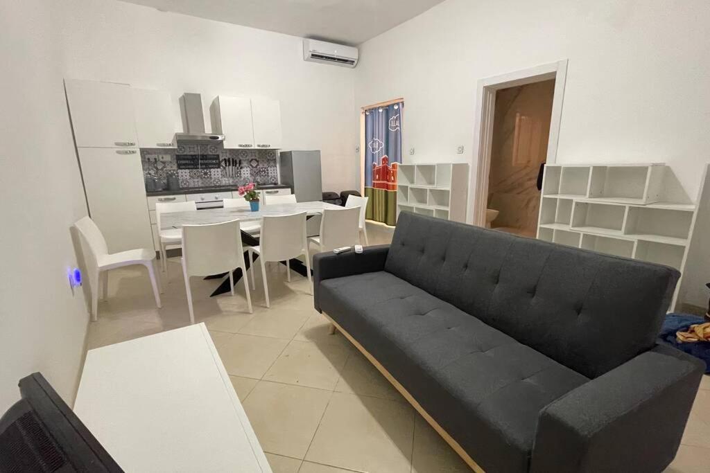 2 Bed Apt In Heart Of St Julians - 5Min From Seafront San Julián Exterior foto
